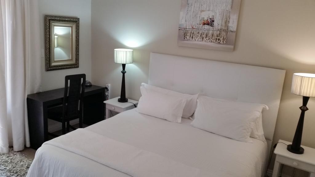 Rosebank Lodge Guesthouse By Claires Γιοχάνεσμπουργκ Εξωτερικό φωτογραφία