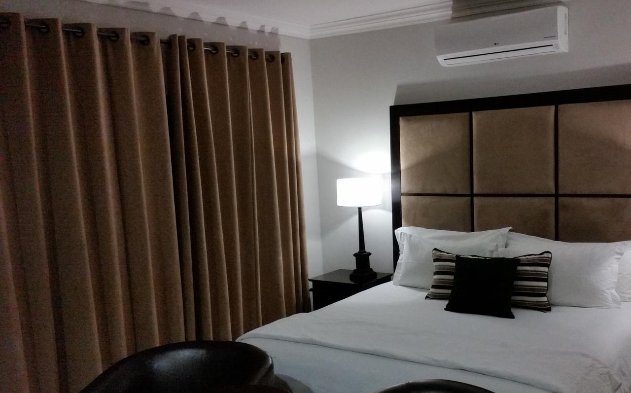 Rosebank Lodge Guesthouse By Claires Γιοχάνεσμπουργκ Εξωτερικό φωτογραφία